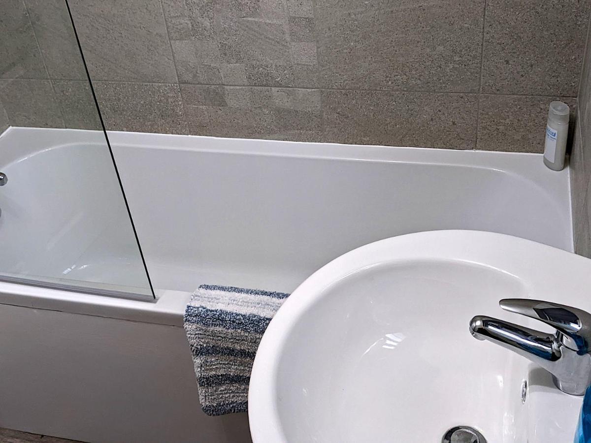 Racecourse Apartment Донкастер Екстер'єр фото